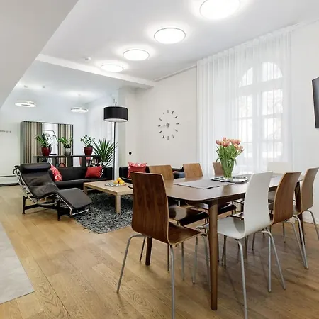 Apartmán Center, 125 M2, 3 Bedroom Sea & Old Town View *