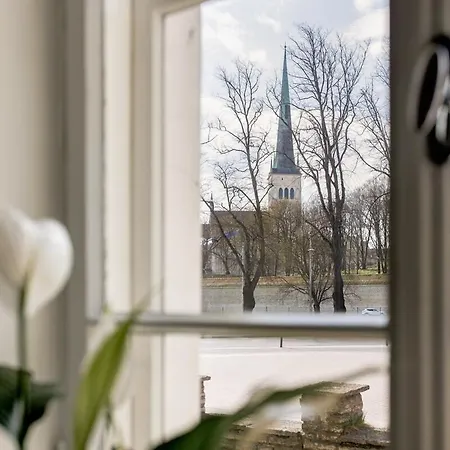 Center, 125 M2, 3 Bedroom Sea & Old Town View Apartmán Tallinn