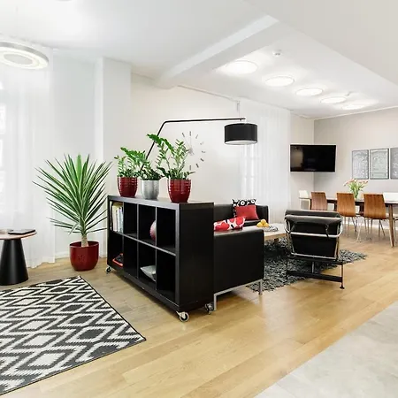 Center, 125 M2, 3 Bedroom Sea & Old Town View شقة